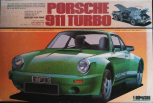 Scale -1/12 Porsche 911 Turbo Super Big Scale Model Kit - Doyusha